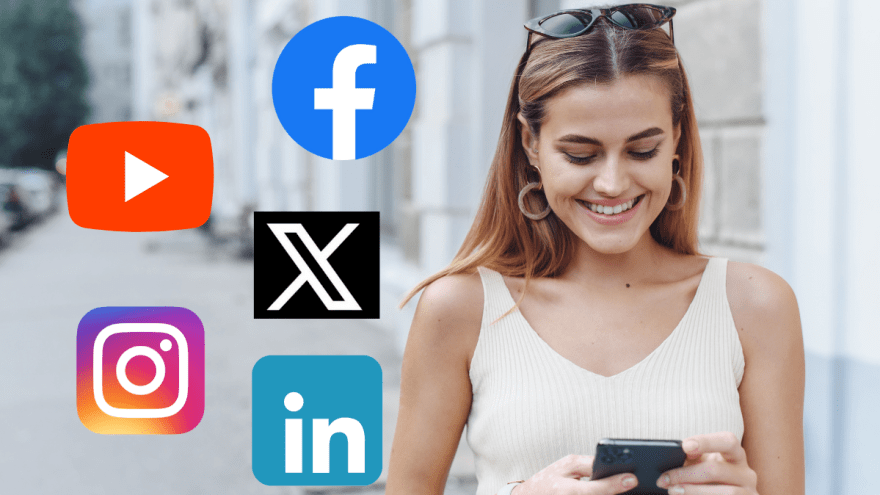 Frau mit Handy und den Icons von YouTube, Facebook, X, LinkedIn und Instagram